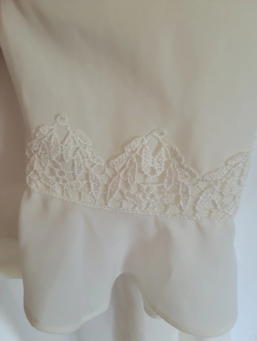 Ivory Wrap Robe with Ruffled Cuffs - Picture 3 of 4